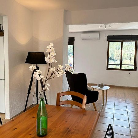 Remote Work In Spanish Mediterranean Countryside Vall de Almonacid Esterno foto